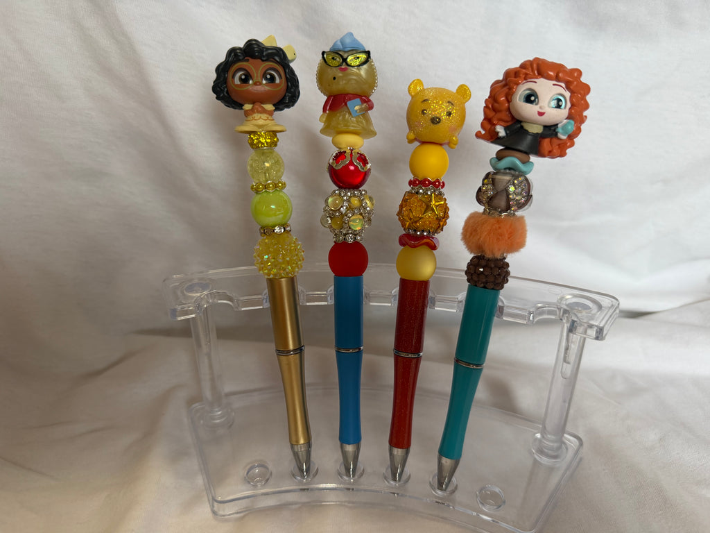 Regular pen with Doorable Topper